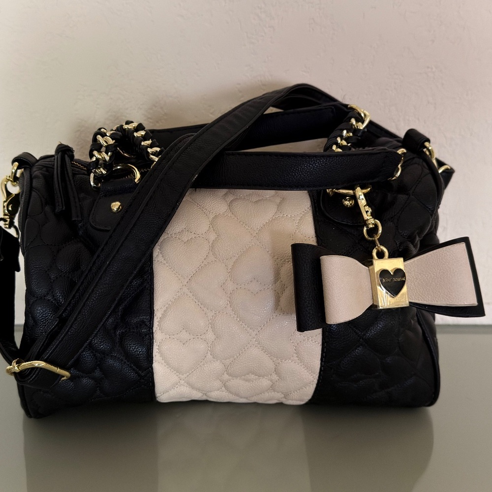 Betsey Johnson Quilted Bow Barrel Bag